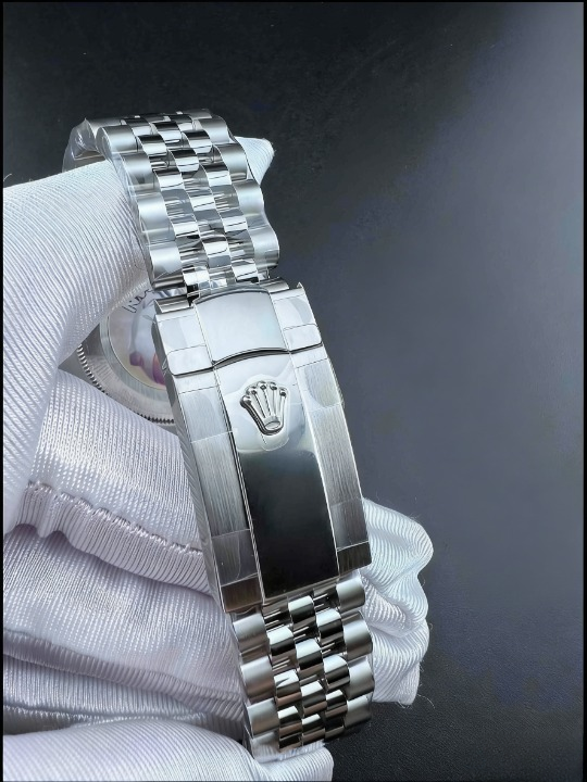 ROLEXロレックスデイトジ CLEANクリーン工場  41mmグレー文字盤 ブルーテッドベ ャスト126334 ゼル ジュビリープレスレット 1:1精度