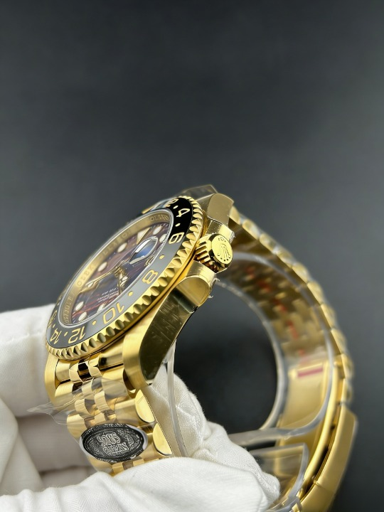 CLEANクリーン工場 ROLEXロレックスGMTマス ター ll イエローゴールド40mm 126718GRNR プ ラック/グレーベゼル タイガーアイアン文字盤 1:1精 度