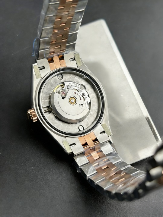 CLEANクリーン工場 ROLEXロレックスレディデ イトジャスト  コンビローズゴールド278271 31m mローマン目盛り チョコレートプラウン文字盤 ダイヤモンドベゼル ジュビリープレスレット 1:1 精度