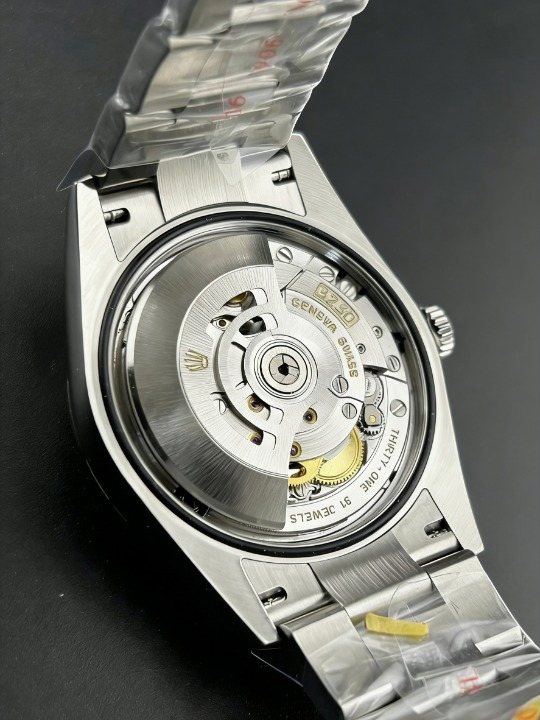 CLEANクリーン工場 ROLEXロレックス オイス ターパーペチュアル126000 36mm メッドブルー 文字盤 オイスタースチール 1:1精度
