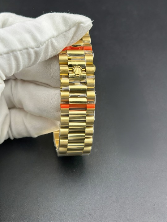 CLEANクリーン工場 ROLEXロレックスデイデイ ト イエローゴールド228238 40mm  グリーンオ ンブレ文字盤 フルーテッドベゼル プレジデントプ レスレット  1:1精度