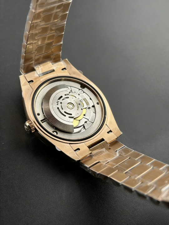 CLEANクリーン工場 ROLEXロレックスデイディ1 ト  エバーローズゴールド228235  40mmダイヤ目 盛り  ヘマタイト文字盤 フルーテッドベゼル プレ  ジデントプレスレット  1:1精度