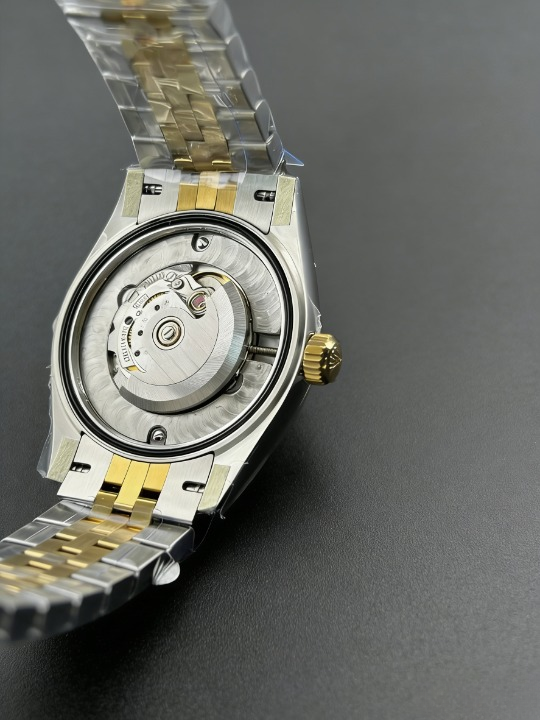 CLEANクリーン工場 ROLEXロレックスレディデ イトジャスト コンビゴールド278273 31mmダイ ヤモンド目盛り グリーン文字盤 フルーテッドベゼ ル ジュビリープレスレット   1:1精度