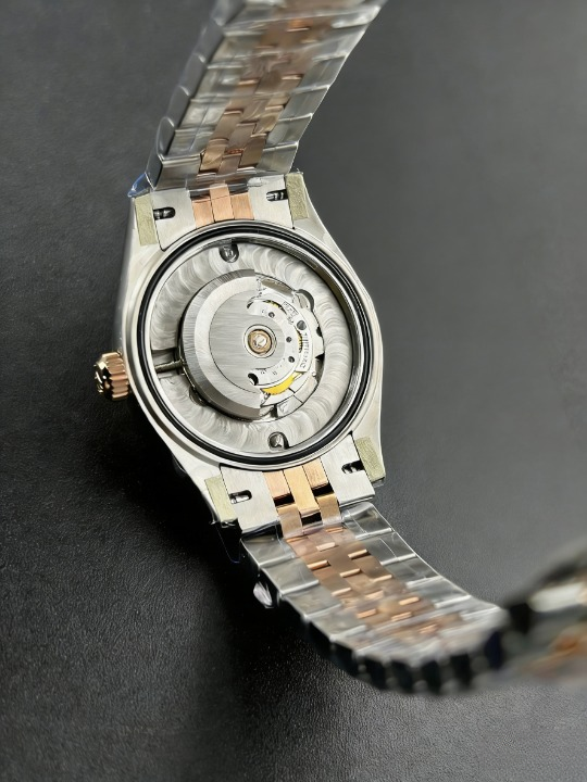 CLEANクリーン工場 ROLEXロレックスレディデ イトジャスト コンピローズゴールド278271 31m mローマン目盛り チョコレート文字盤 フルーテッ ドベゼル ジュビリープレスレット 1:1精度