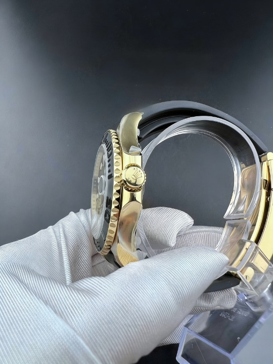 CLEANクリーン工場ROLEXロレックス ヨットマス  ター42 226658 イエローゴールド プラック文字 盤 ゴムプレスレット 1:1精度