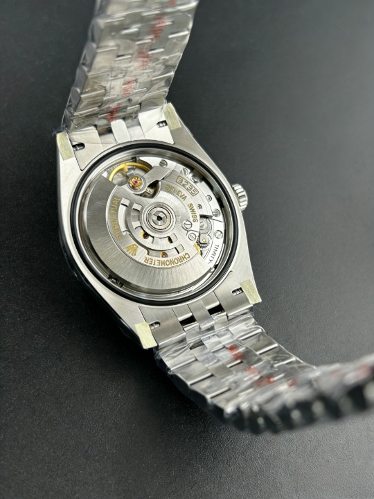  ROLEXロレックスデイトジ CLEANクリーン工場 ャスト126234 36mm シルバー文字盤 プラチナフ ルーテッドベゼル ジュビリープレスレット 1:1精 度