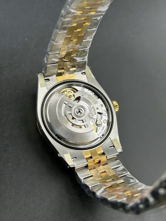 CLEANクリーン工場 ROLEXロレックスデイトジ ャスト126233 36mmコンビゴールド ホワイトダ イヤル ジュビリープレスレット 1:1精度