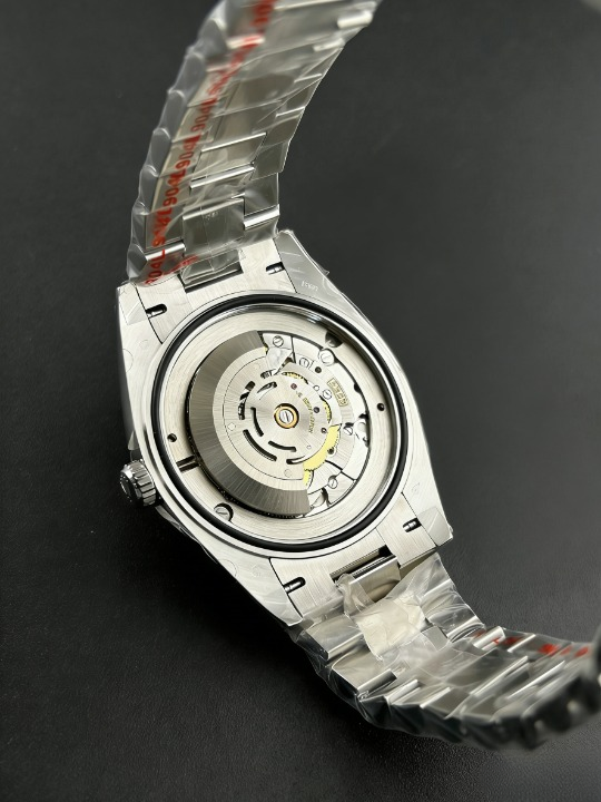 CLEANクリーン工場 ROLEXロレックスデイデイ 228349tbr 40mmダイヤ目盛り シルバー文字 盤 ダイヤモンドベゼル プレジデントプレスレット 1:1精度