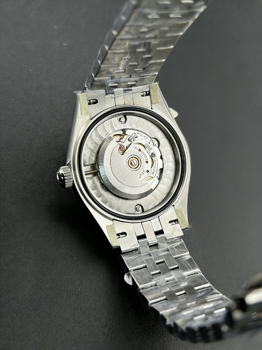 CLEANクリーン工場  ROLEXロレックス レディ デ イトジャスト278274 31mmホワイトマザーオブパ ール文字盤 ダイヤモンド目盛り フルーテッドベ ゼル ジュビリープレスレット 1:1精度