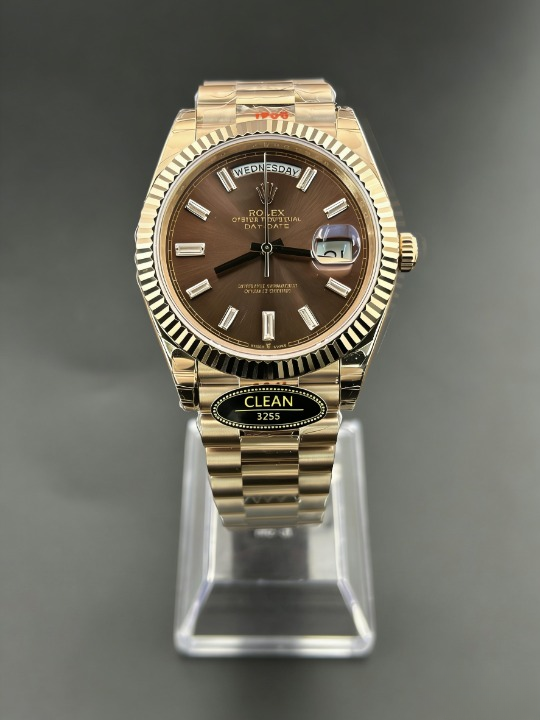 CLEANクリーン工場 ROLEXロレックスデイデイ ト エバーローズゴールド228235  40mmダイヤ目 盛り チョコレート文字盤 フルーテッドベゼル プ レジデントプレスレット  1:1精度