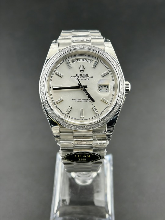 CLEANクリーン工場 ROLEXロレックスデイデイ 228349tbr 40mmダイヤ目盛り シルバー文字 盤 ダイヤモンドベゼル プレジデントプレスレット 1:1精度