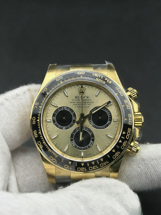 CLEANクリーン工場ROLEXロレックス デイトナ 126518LN イエローゴールド   シャンパンパンダ文字 Cal.41311:1精度