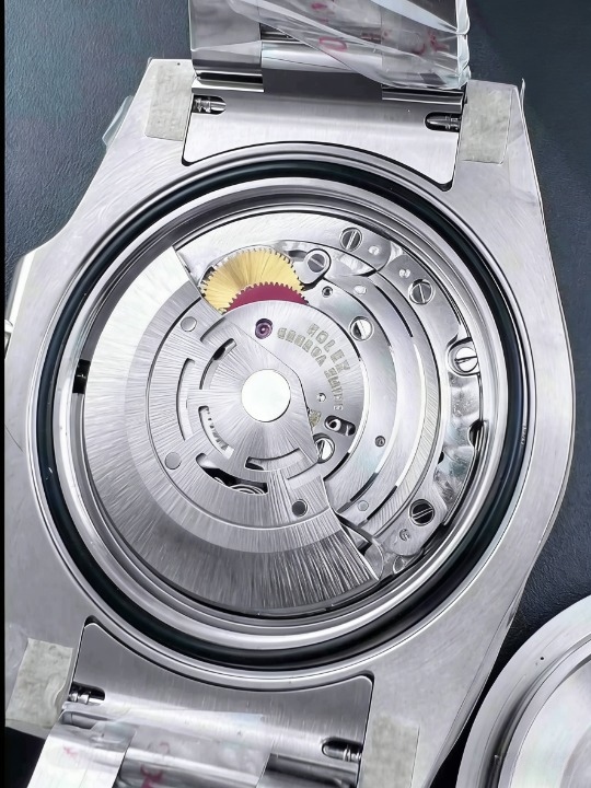 CLEANクリーン工場 ROLEXロレックスサブマリ ーナデイト40mm 116610LN ブラック 1:1級