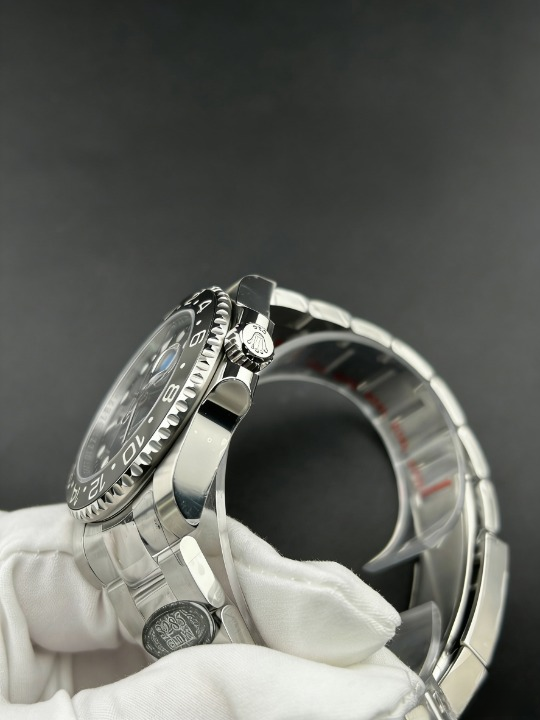 CLEANクリーン工場 ROLEXロレックスGMTマス ター ll 126710GRNR 40mmブラック/グレーベゼ ル グリーン針 1:1精度