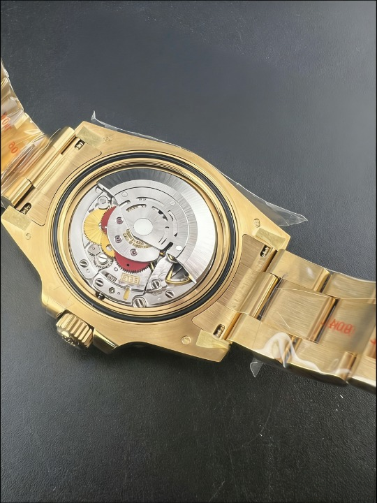 CLEANクリーン工場 ROLEXロレックスサブマリ ーナデイト40mm 116618LN ゴールド ブラック文 字盤 1:1級