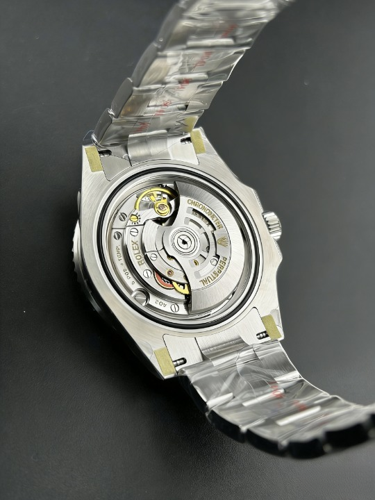 CLEAN クリーン工場 ROLEX ロレックスサブマリ ーナデイト 41mm 126610LV グリーンベゼル 1:1 級