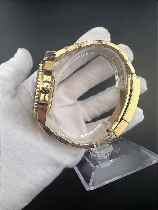 CLEANクリーン工場 ROLEXロレックスサブマリ ーナデイト40mm 116618LN ゴールド ブラック文 字盤 1:1級