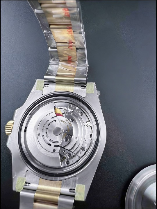 CLEANクリーン工場 ROLEXロレックスサブマD ーナデイト40mm 116613LN コンビゴールド プラ ック文字盤 1:1級