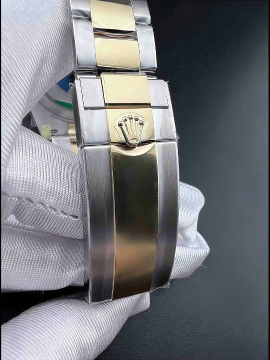 CLEANクリーン工場 ROLEXロレックスサブマリ ーナデイト41mm 126613LB コンビゴールド ブル ー文字盤 1:1級