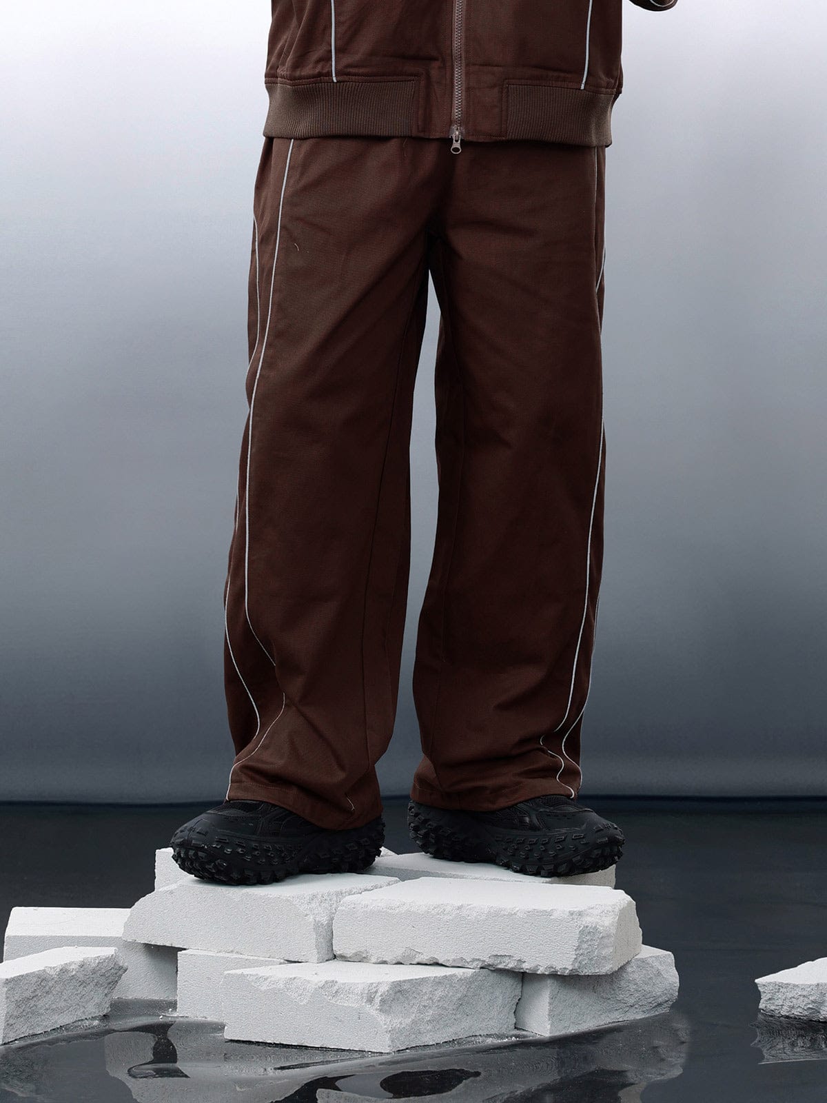 NEV Solid Reflective Strip Drawstring Pants