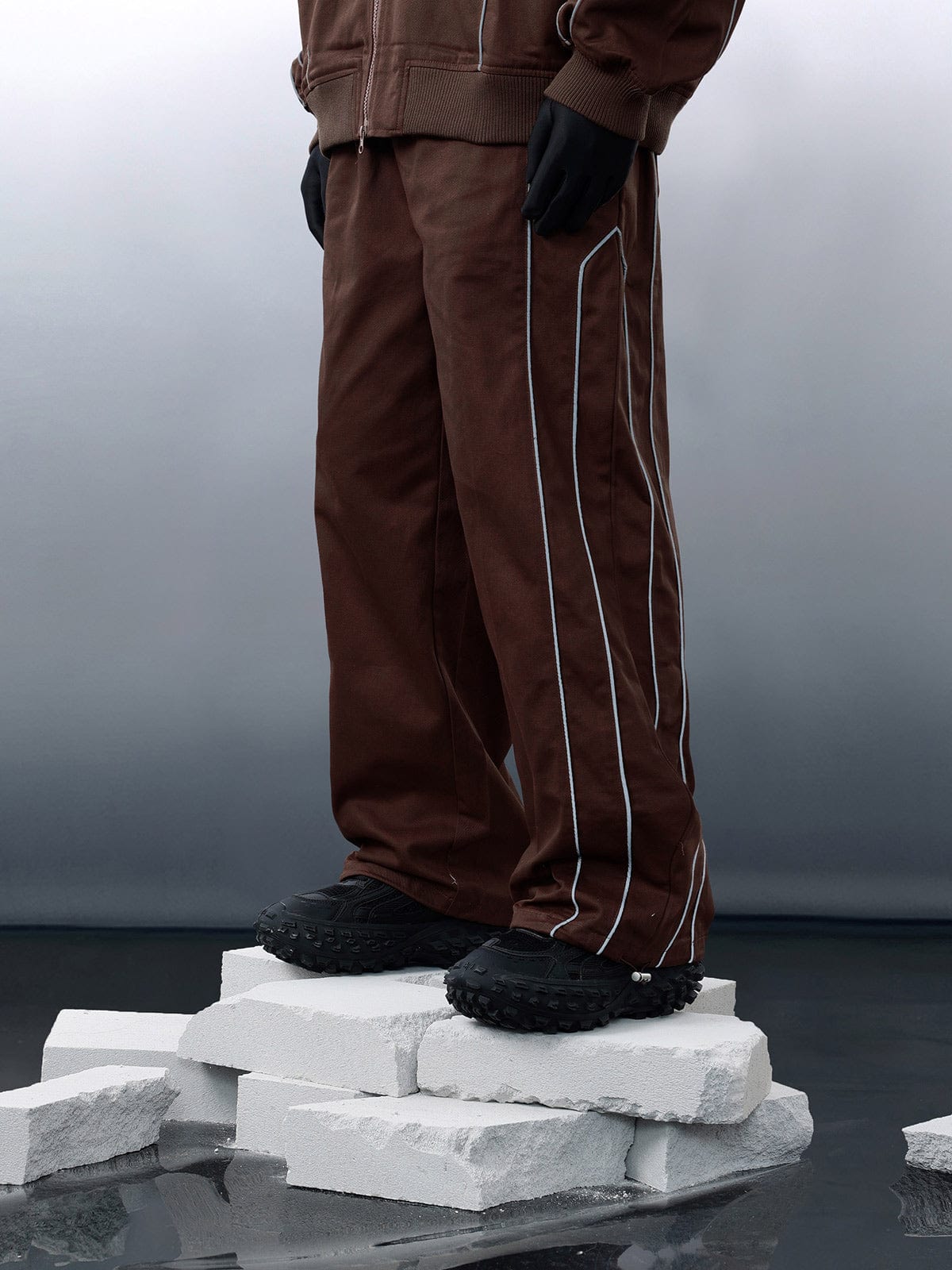 NEV Solid Reflective Strip Drawstring Pants