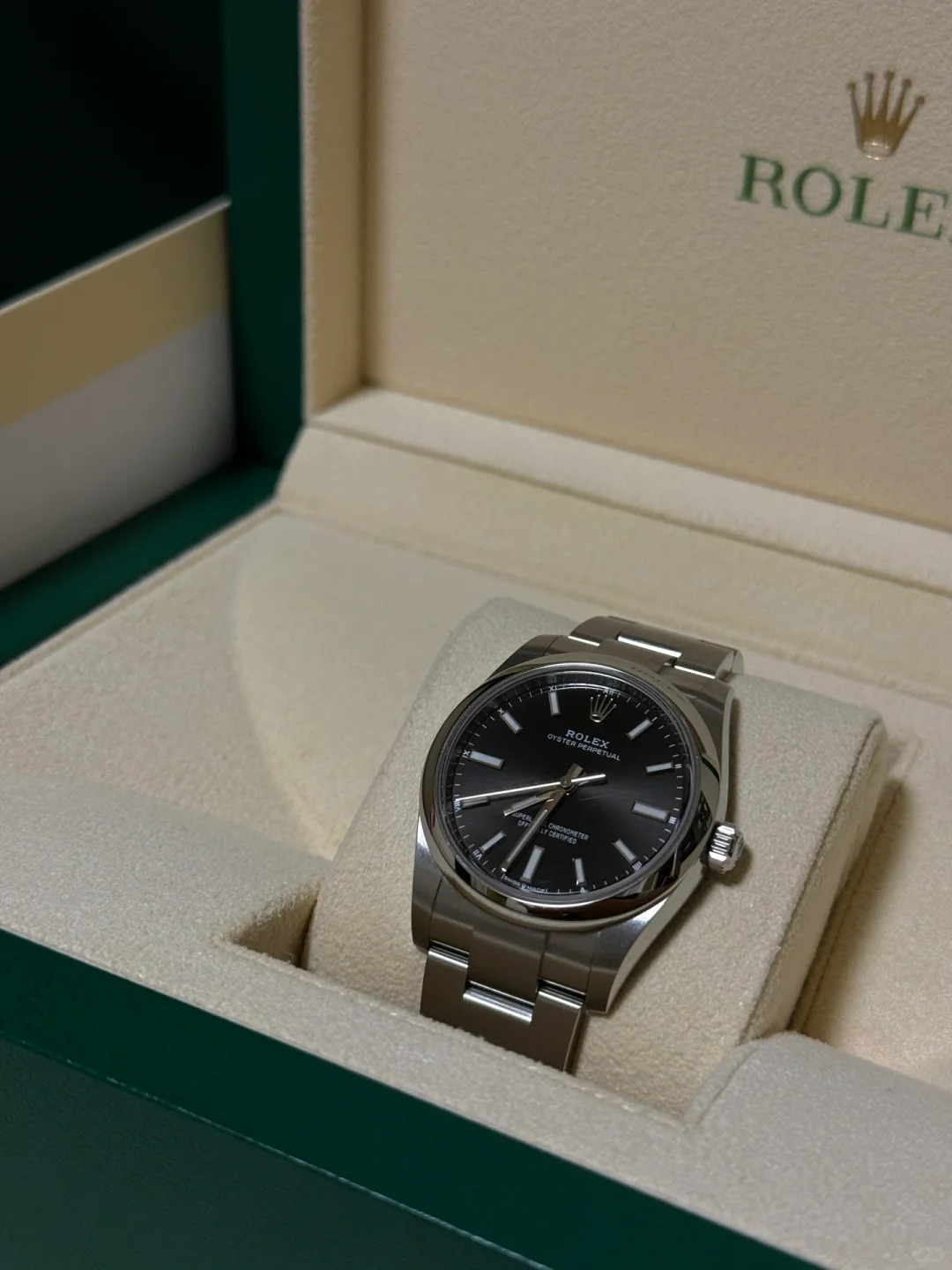 🔥【超低価格】ロレックス オイスター パーペチュアル ウォッチ、41mm、オイスタースチール、リファレンス 134300