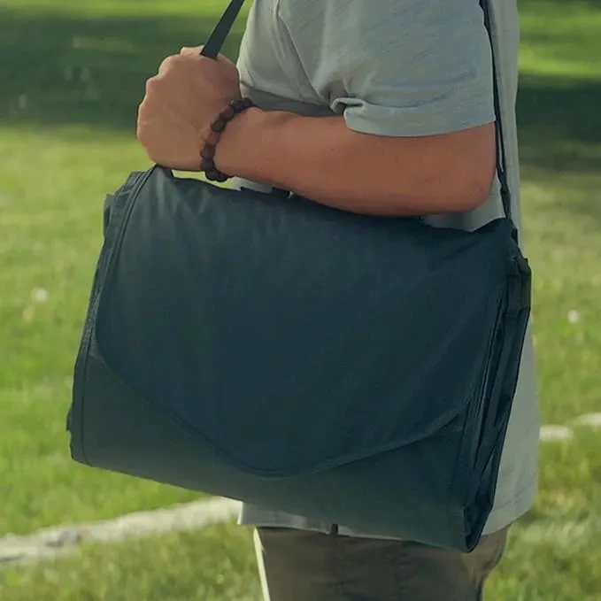 Portable Waterproof Blanket – Perfect for Beach, Picnic & Camping