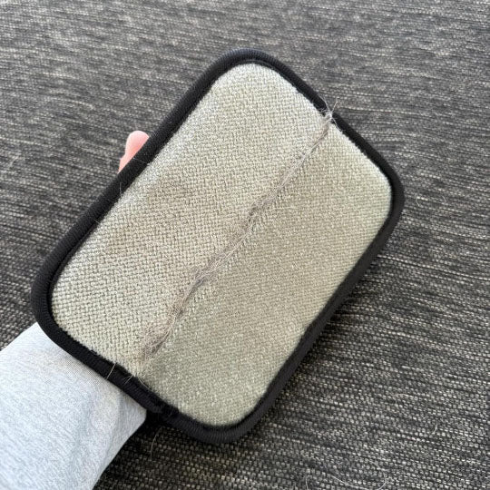 Pet Hair Removal Glove - Say Goodbye to Hair Problems!