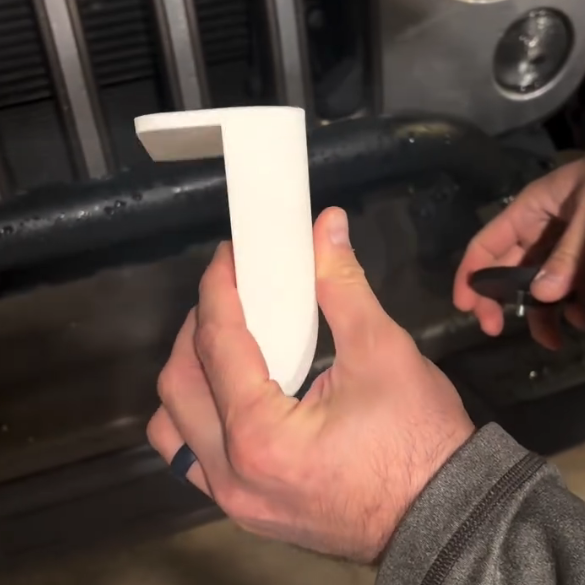 Magnetic Bumper Fangs – Weather-Resistant Rubber-Coated Teeth for Easy Installation and Secure Fit