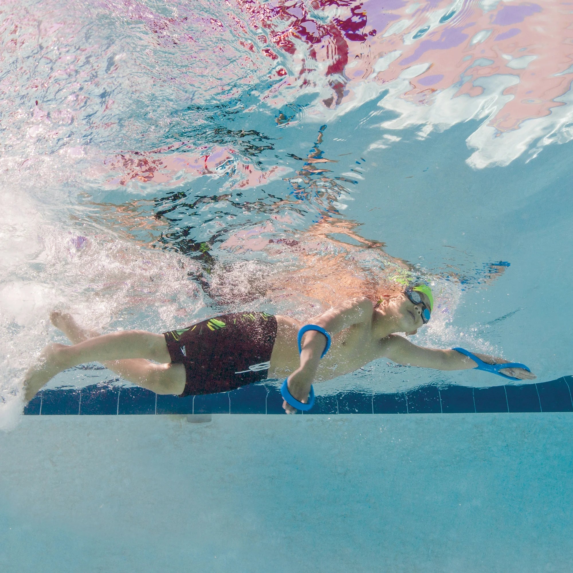 Forearm Fulcrum Swim Trainer – Early Vertical Forearm Technique Aid