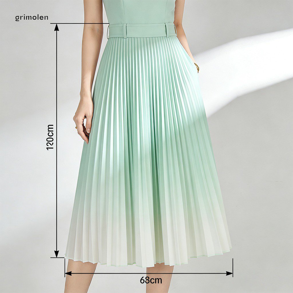 模特穿著薄荷綠色裙子側面照