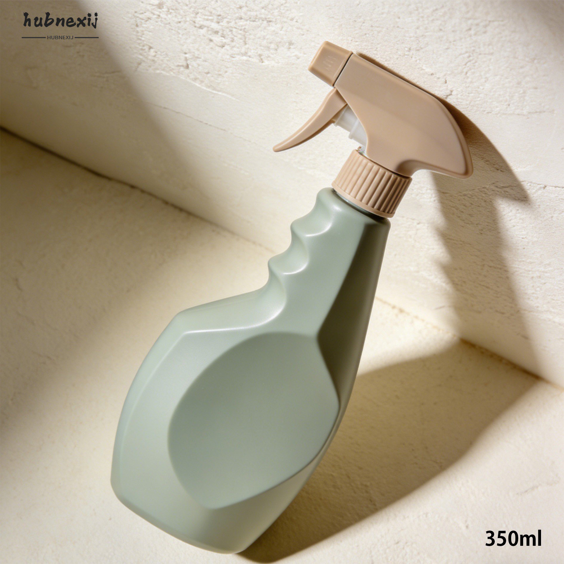 玻璃清潔劑擦拭前後對比圖