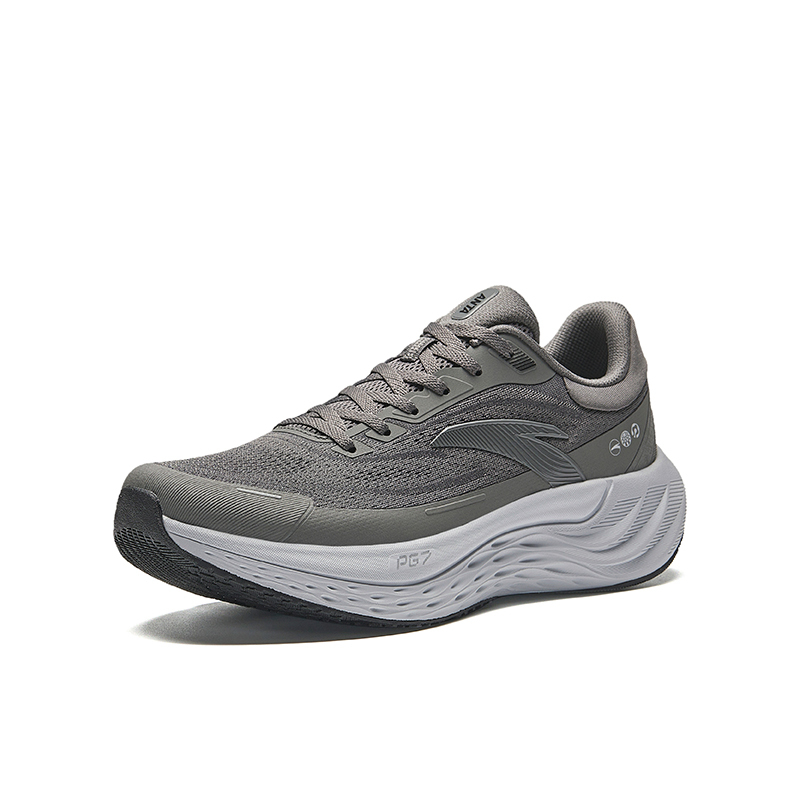 [EMPLOYEE] Travel Running Shoes Men