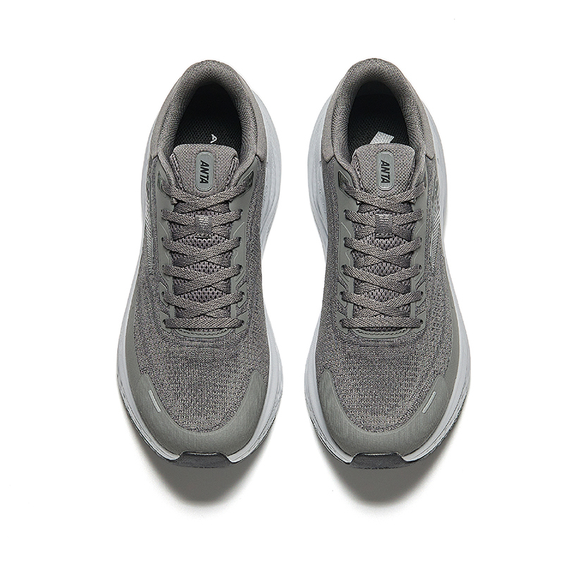 [EMPLOYEE] Travel Running Shoes Men