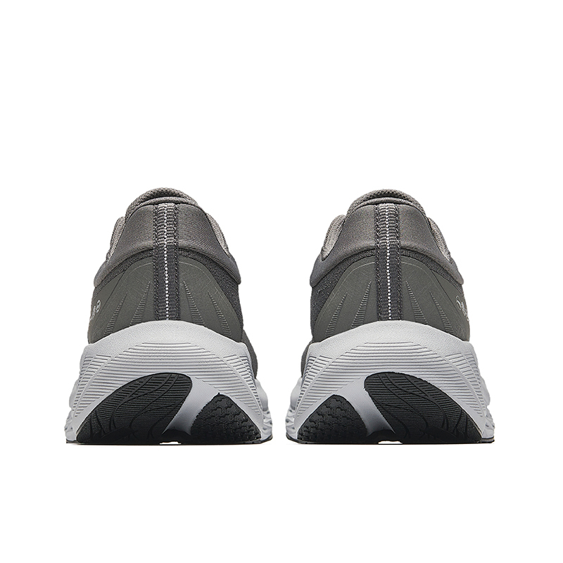 [EMPLOYEE] Travel Running Shoes Men