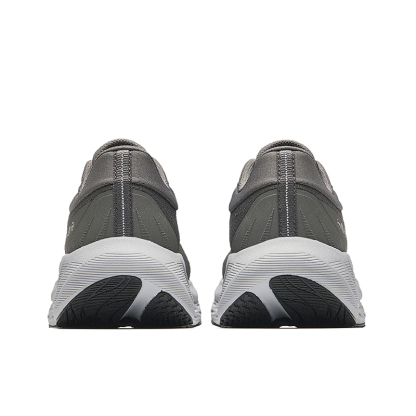 [EMPLOYEE] Travel Running Shoes Men