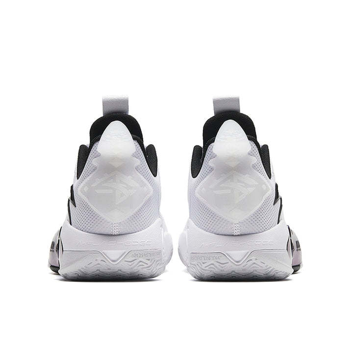 Shock Wave 5 TEAM Basketball Shoes