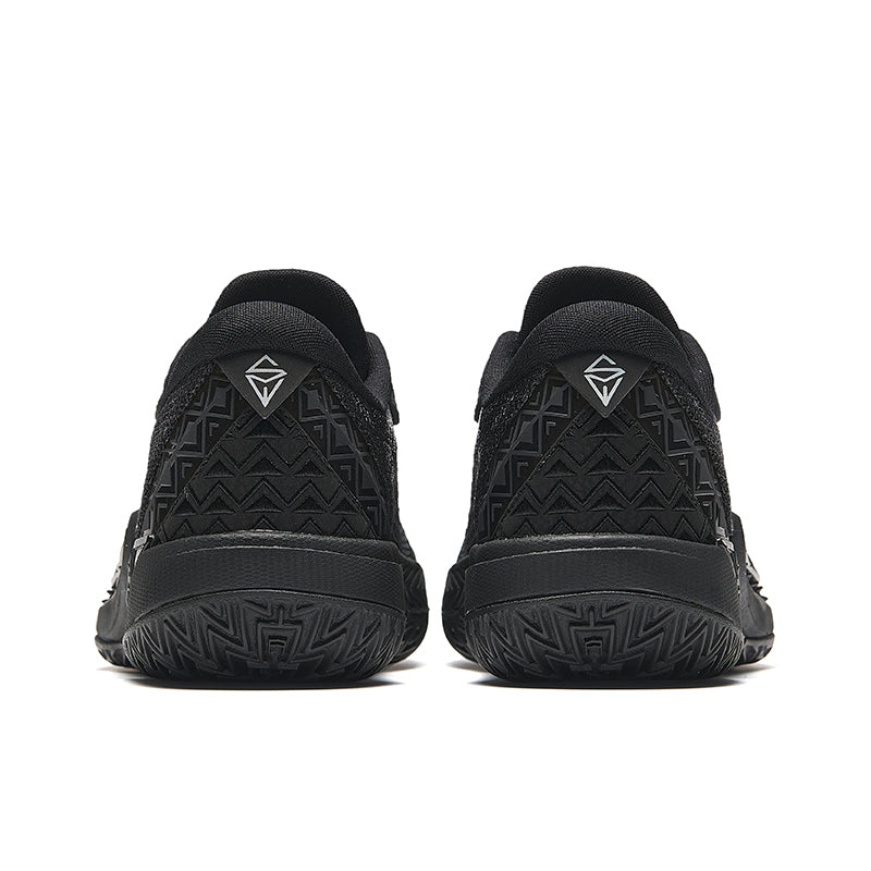 SHOCK WAVE 6 Basketball Shoes