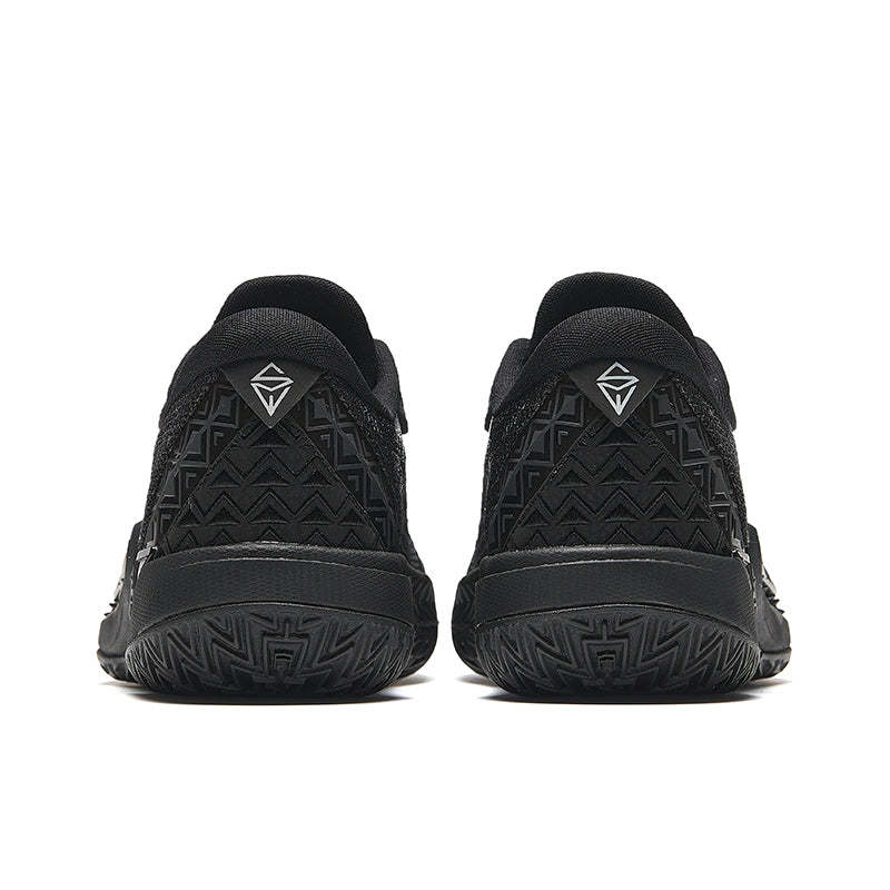 SHOCK WAVE 6 Basketball Shoes