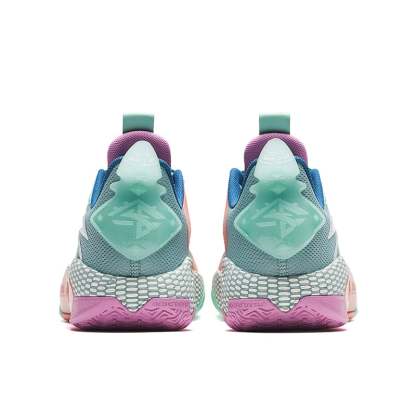 Shock Wave 5 TEAM Basketball Shoes