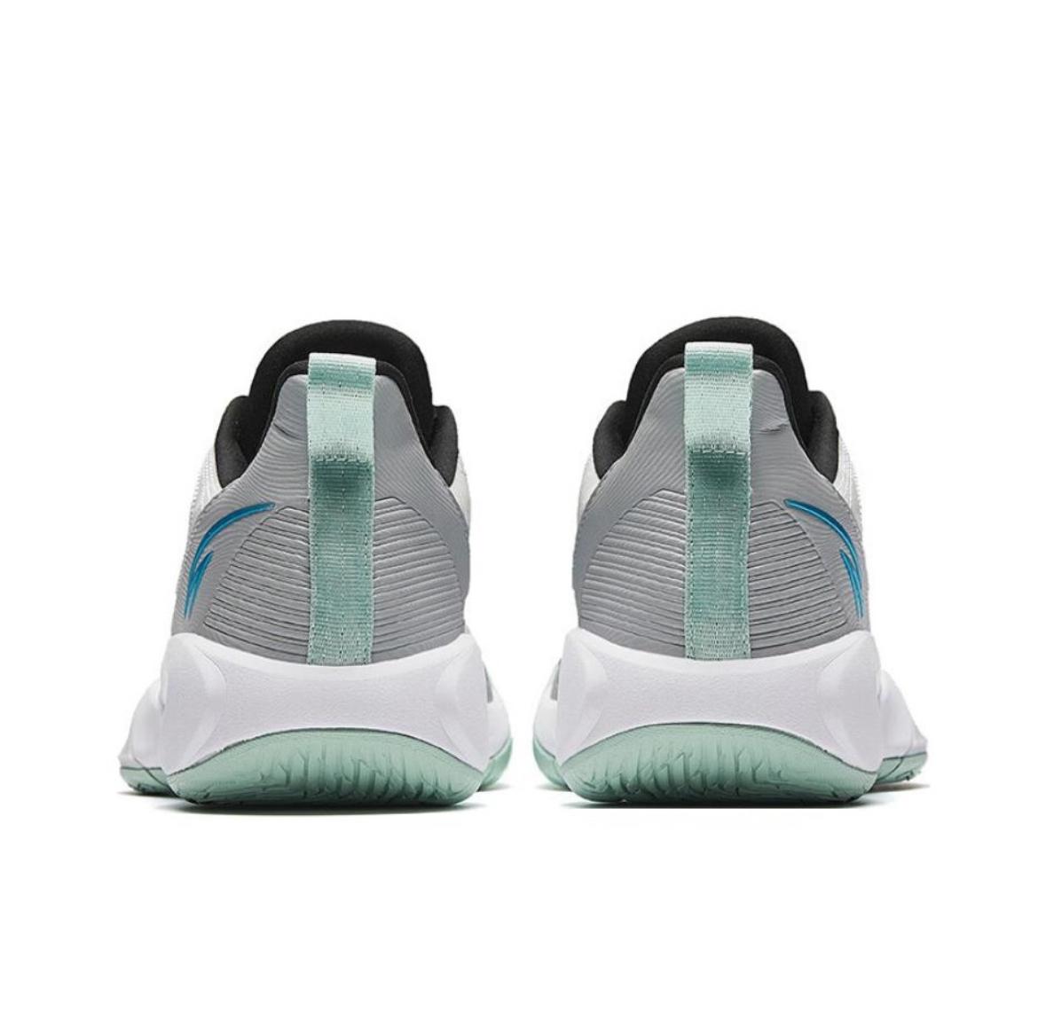 Wind Tunnel 4 Men's Basketball Shoe