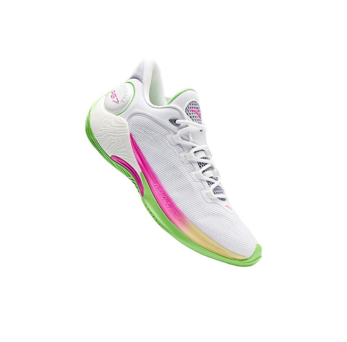 Quick Battle 6 Men's Basketball Shoe