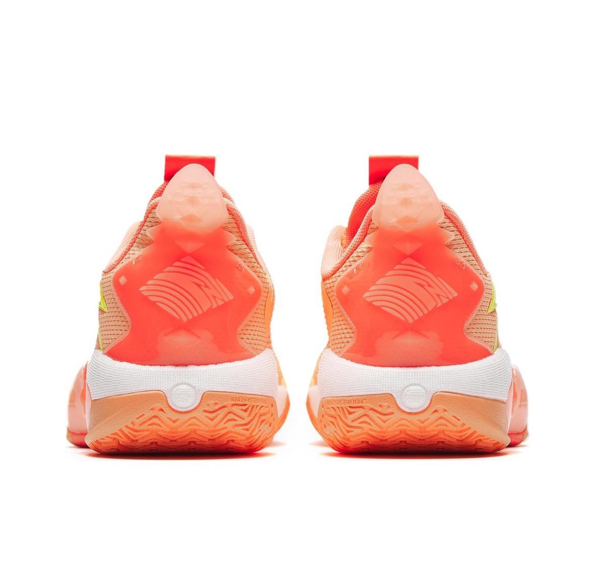 SHOCKWAVE 5 TEAM V2 Men's Basketball Shoe