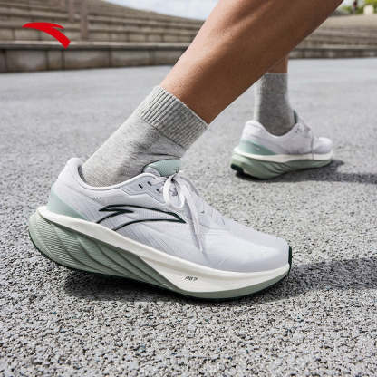  Travel 1 PG7 Men Runnning Shoes