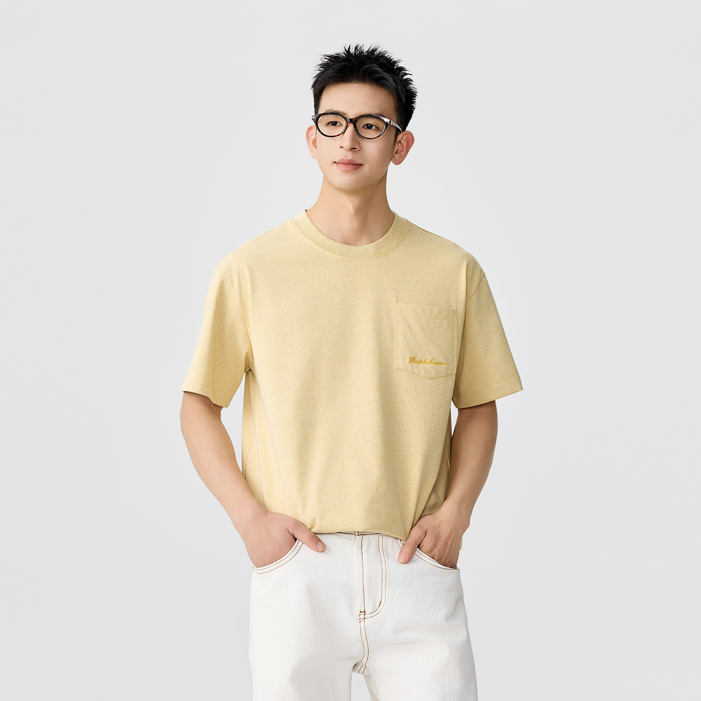 麻紋肌理貼袋刺繡T恤男款