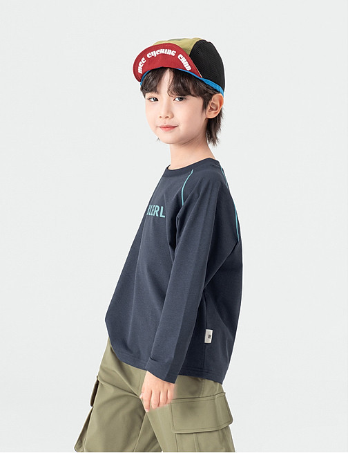 藏青色穿著