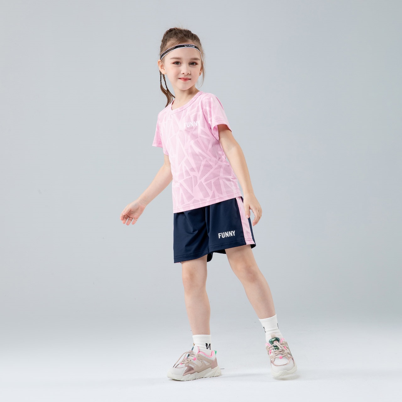 女童夏套装2026新款兒童速干運動夏裝短袖T恤兩件套女孩薄夏