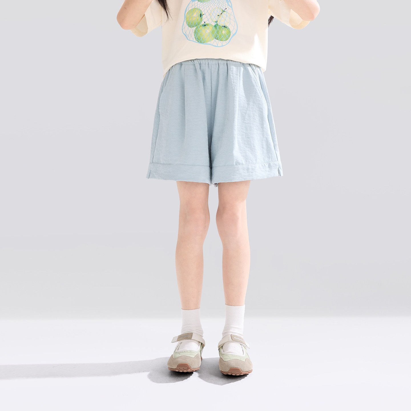 女童短褲夏季薄款兒童輕薄透氣奶芙褲2026新款大童多巴胺中褲