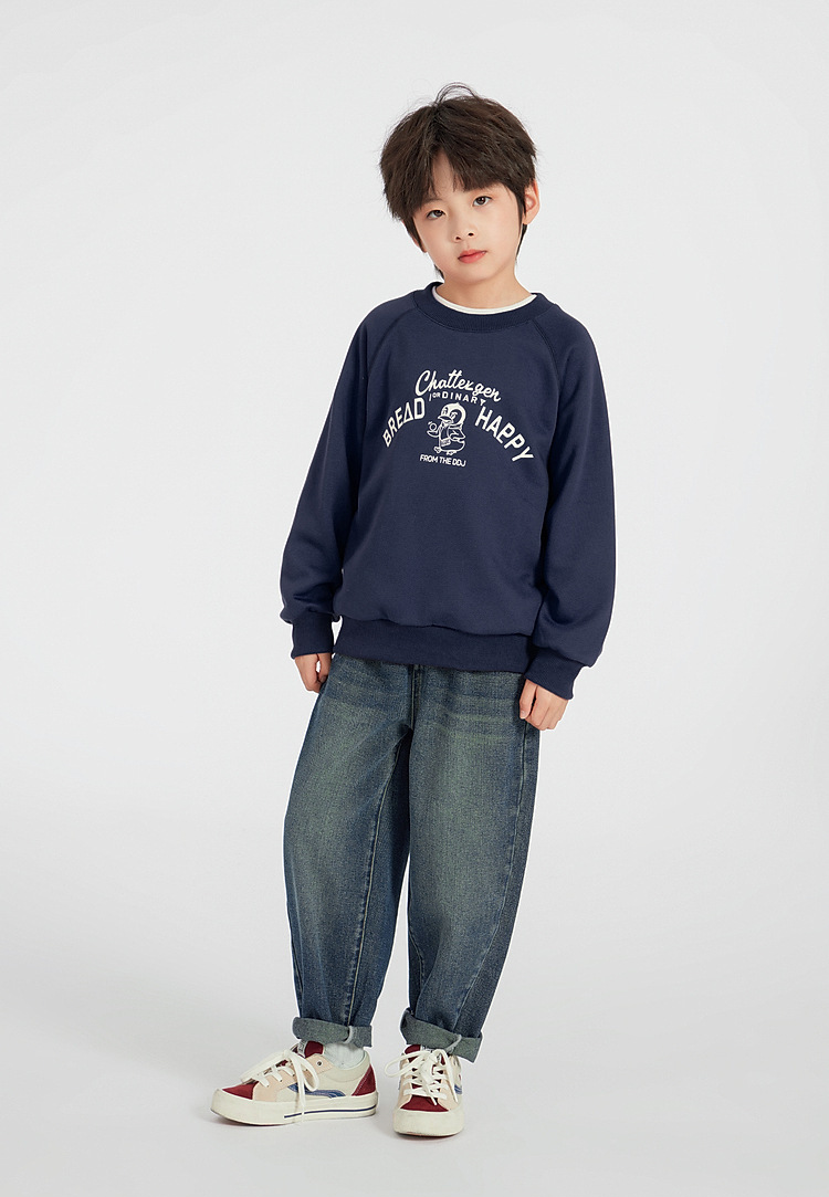 藏青正面全身