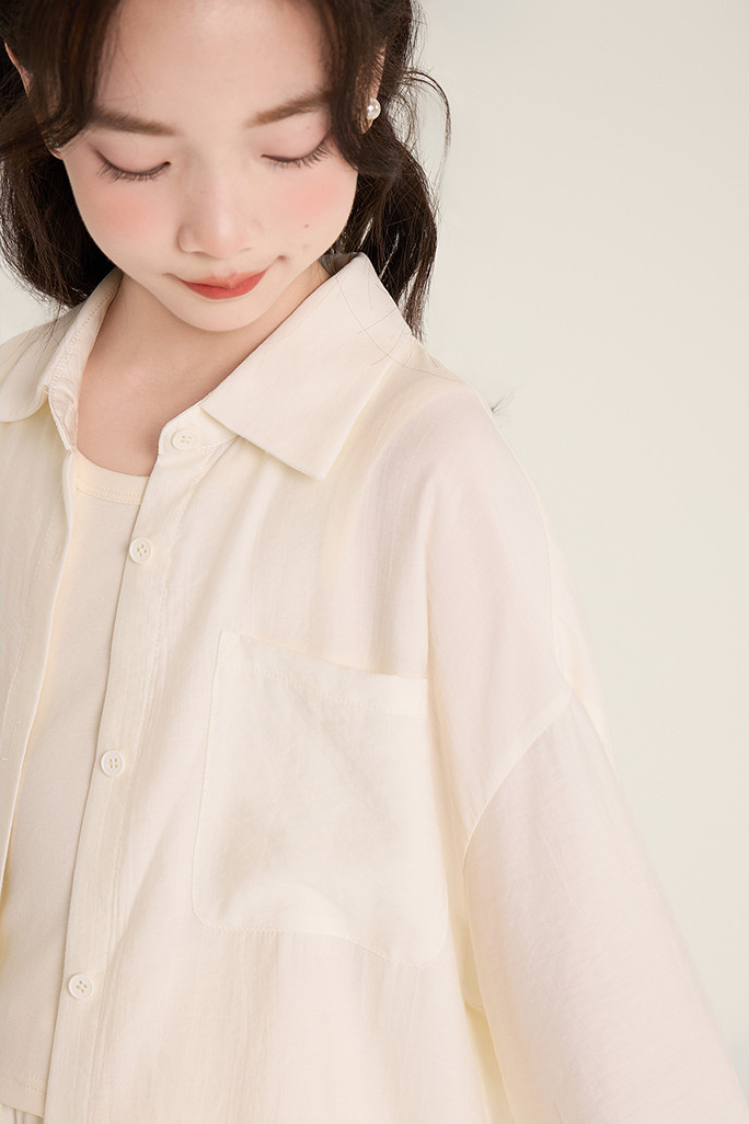 Styling reference with items sold separately